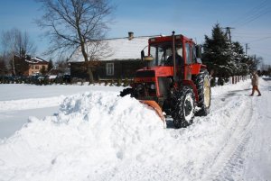 Zetor 9145 + Pług do śniegu