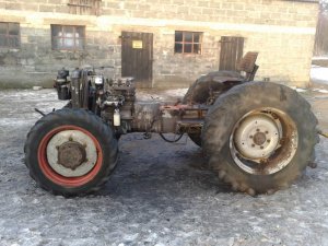 Massey Ferguson 253A