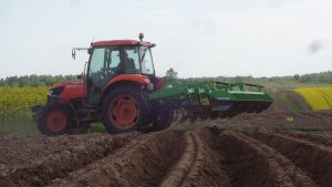 Kubota m6040 + Bomet U865