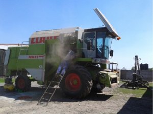 Claas Dominator 108 Maxi