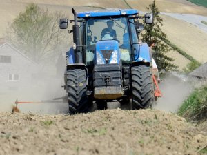 New Holland T6070 PC + Kuhn Maxima 2 GT