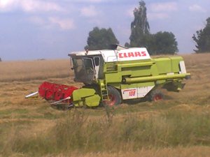 Claas Dominator 108