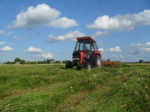 Ursus 3512 & Kuhn GF 4000 M