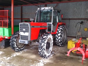 Massey Ferguson 698