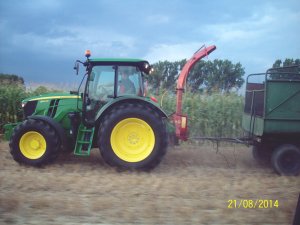John Deere 6100 MC