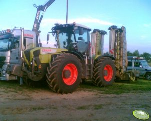 Claas Xerion 3300 Trac VC