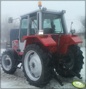 Massey Ferguson 690