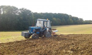 MTZ 82 & Krone ustang