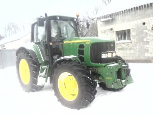 John Deere 6630