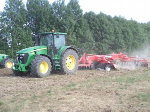 John Deere 7830 + Kuhn Discover XM2