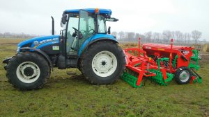 New Holland TD5.105