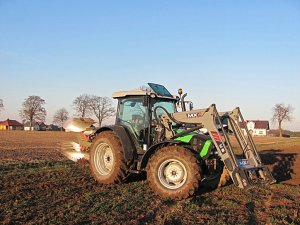Deutz-Fahr Agrofarm 420PL + Kverneland