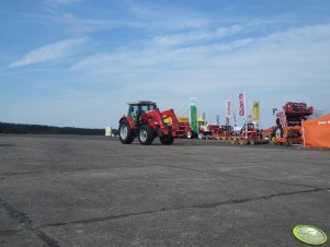 Massey Ferguson.