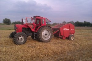 MTZ 82 + Welger RP 12
