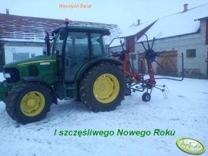 John Deere 5090R i Vicon Fanex 523