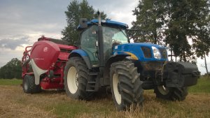 Lely RPC 445 Tornado & New Holland T6070