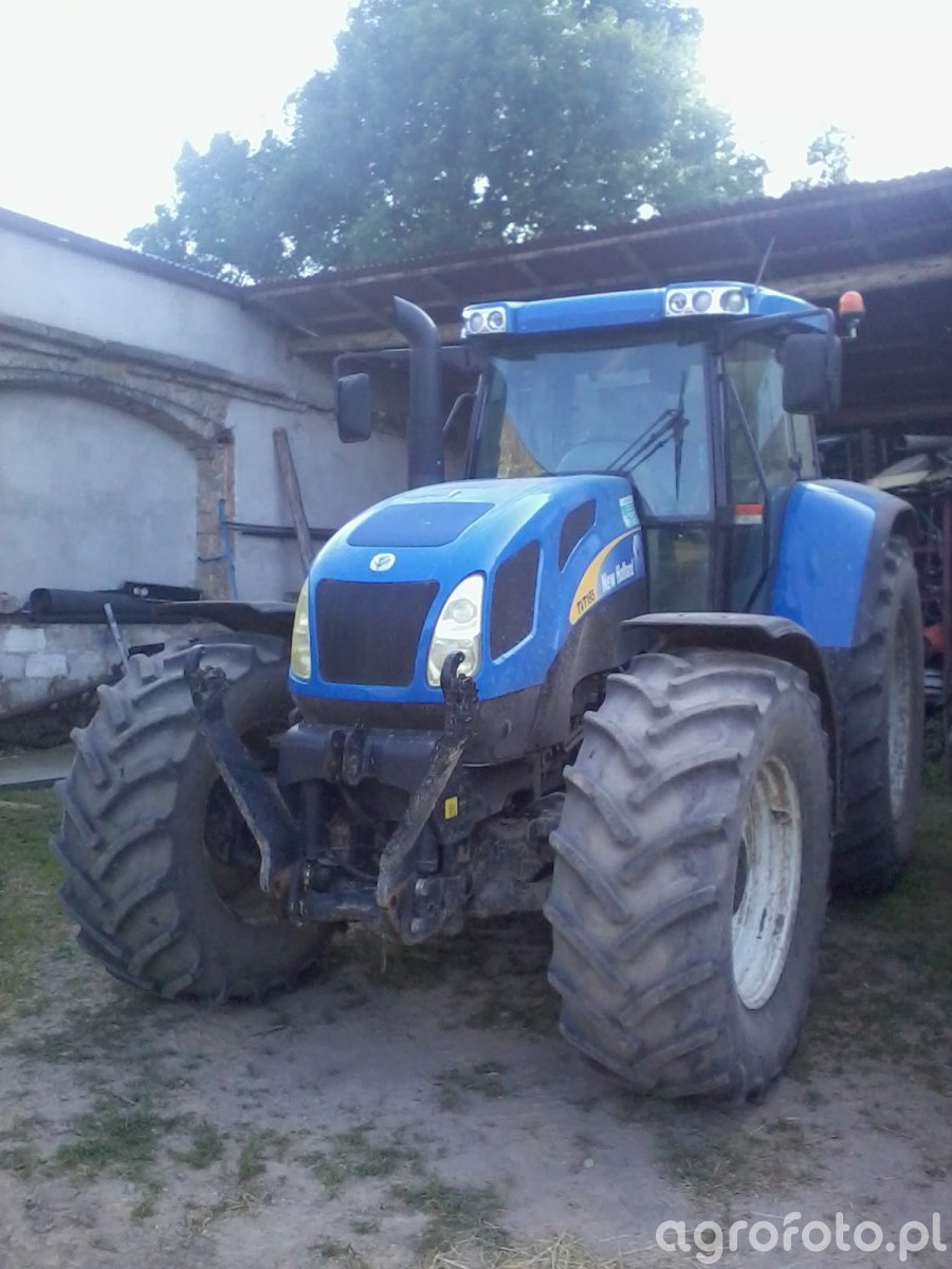New Holland TVT195