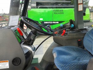 Deutz-Fahr AGROTRON 200