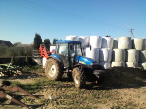 New Holland TD5040 & Staltech DNR -S- 45