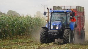 New Holland T6030 Elite