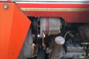 MF 255 i alternator z opla kadetta