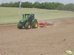 John Deere 8285R + TopDown 3m