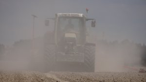 Fendt 818 vario & Kverneland Accord