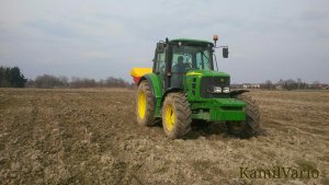 John Deere 6130
