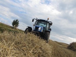 New Holland T5040
