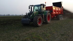 Fendt vario 718 z rorzutnikiem brochard
