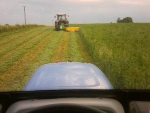 Deutz-Fahr Agrofarm 430 i New Holland T4030 Deluxe