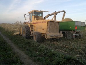 NEW HOLLAND 2405 CP