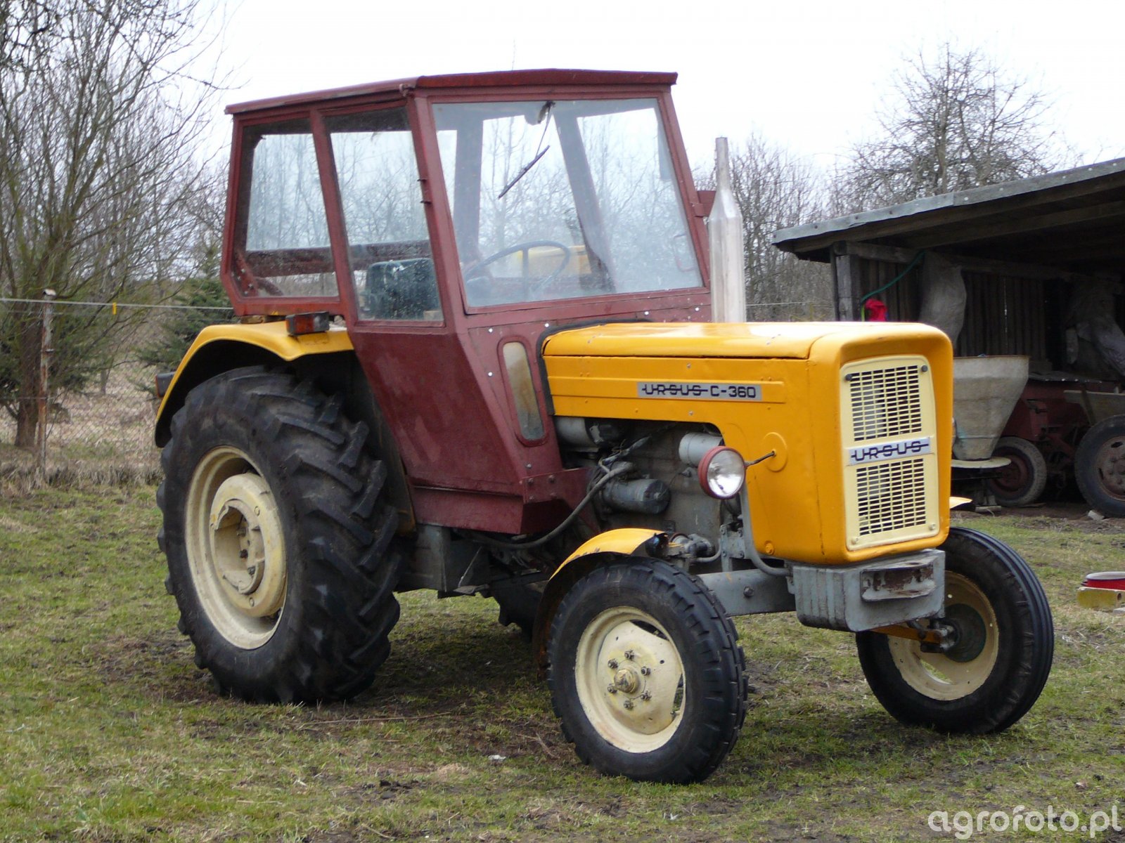 zdj-cie-traktor-ursus-c-360-535020-galeria-rolnicza-agrofoto