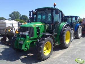 John Deere 6330