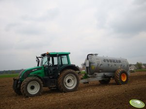 Valtra N111 + Joskin 8400 ME