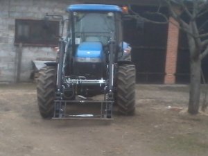 New Holland td5030