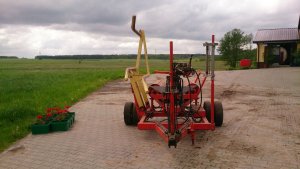 Owijarka samozaładowcza