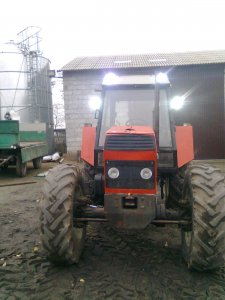 Reflektory w ciągniku  Zetor 14145