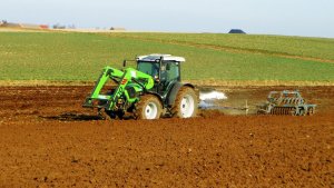 Deutz-Fahr Agrofarm 420 + Rabewerk Albatros