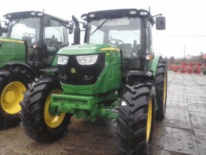 John Deere 6125R