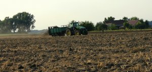 John Deere 7820 + Fortschritt T 088