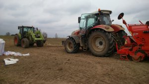 Claas arion 410 CIS i Steyr 6215