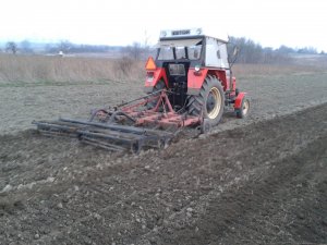 Zetor 7211 + Agregat uprawowy Akpil