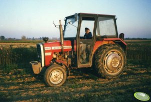 Massey Ferguson 255
