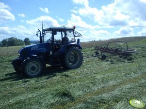 Farmtrac 80 4WD + Zgrabiarka