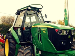 John Deere 6090 RC