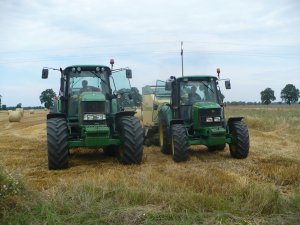 John Deere 7530 Premium & John Deere 6220