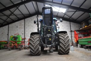 New Holland T7.220