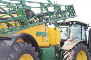 Opryskiwacz John Deere 740 i