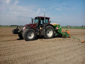 Valtra N103 + Amazone ED 452K